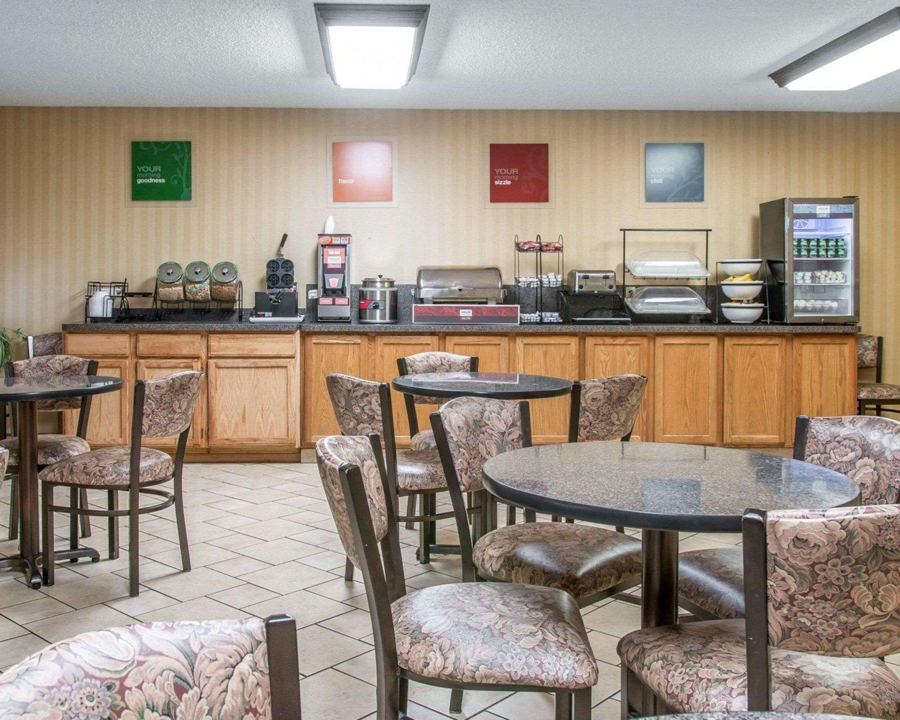 Comfort - Perrysburg Area Hotel Maumee
