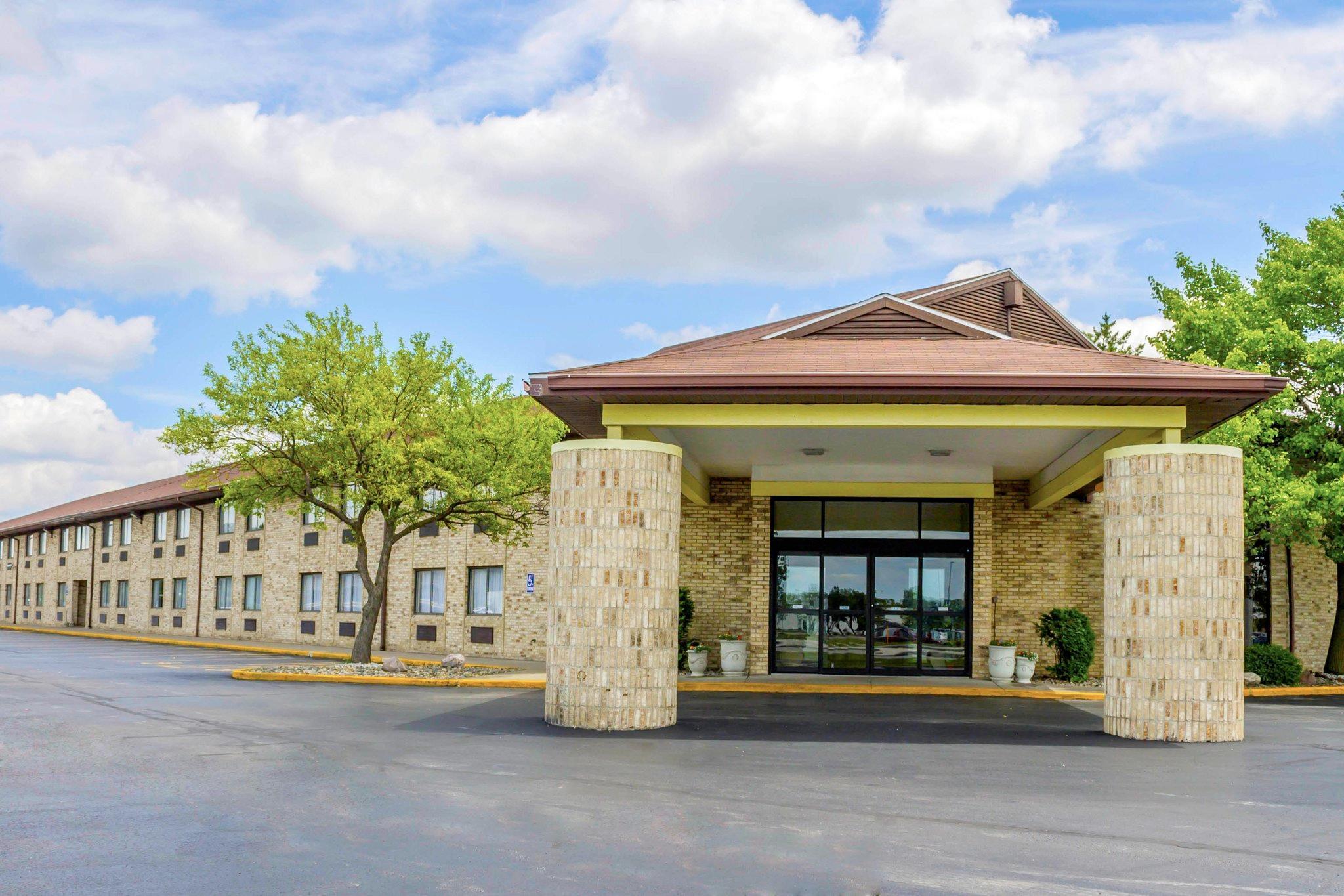 Comfort - Perrysburg Area Hotel 3*